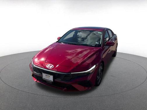 2025 Hyundai ELANTRA SEL