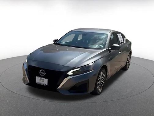 Gun Metallic 2025 Nissan Altima SV FWD