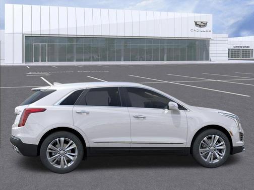 Crystal White Tricoat 2026 Cadillac XT5 Premium Luxury