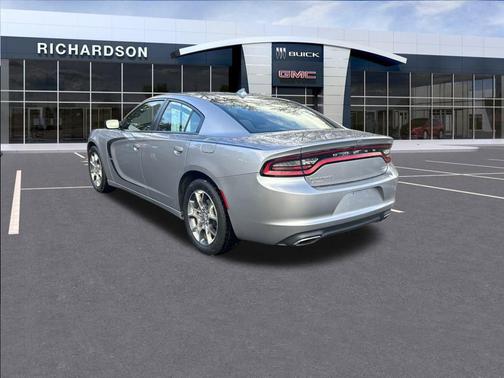 2015 Dodge Charger SXT