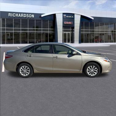 2015 Toyota Camry XLE