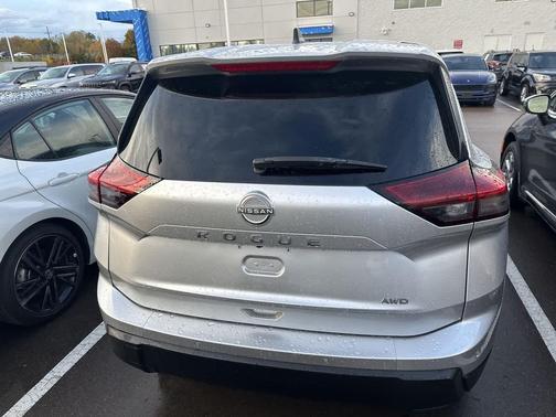 2024 Nissan Rogue S