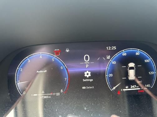 2025 Toyota Highlander Platinum