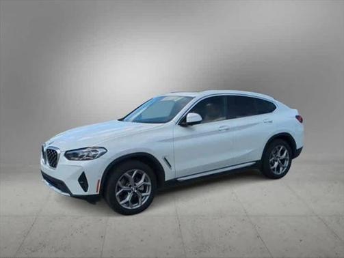 2024 BMW X4 xDrive30i