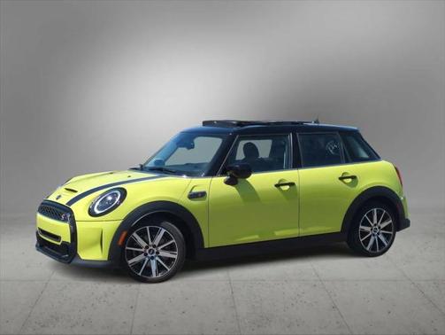2023 MINI Hardtop Cooper S