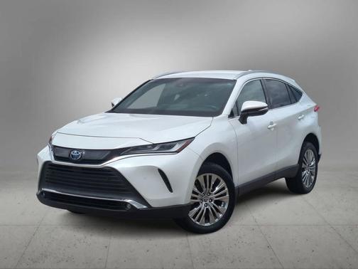 Wind Chill Pearl 2023 Toyota Venza XLE