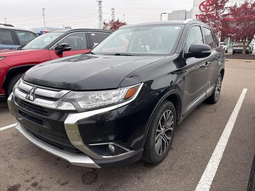 2014 Mitsubishi Outlander SE