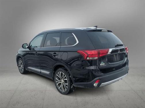 2014 Mitsubishi Outlander SE