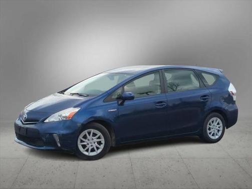 2013 Toyota Prius v Three