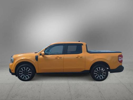 Cyber Orange Tricoat Metallic 2022 Ford Maverick Lariat