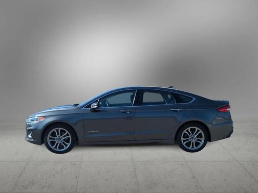 2019 Ford Fusion Hybrid Titanium