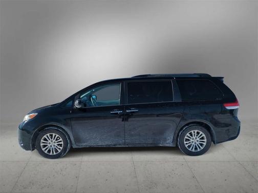 2013 Toyota Sienna XLE