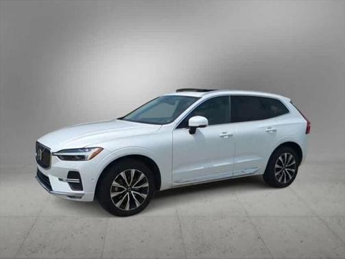 2023 Volvo XC60 B5 Plus Bright Theme