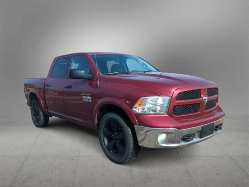 2015 RAM 1500 SLT
