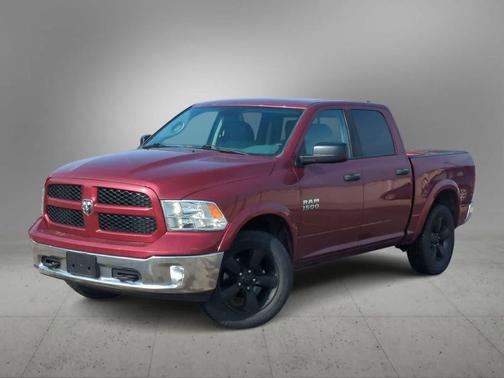 2015 RAM 1500 SLT