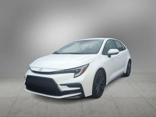 Ice Cap 2026 Toyota Corolla Hybrid SE