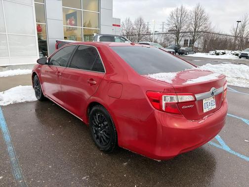 2012 Toyota Camry Hybrid XLE