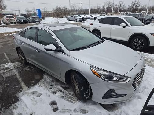2018 Hyundai SONATA Limited