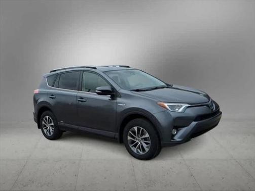 2018 Toyota RAV4 Hybrid XLE