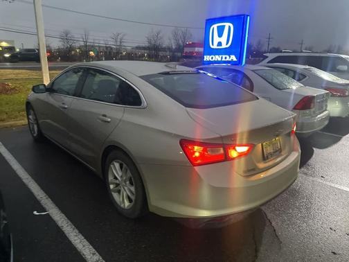 2016 Chevrolet Malibu 1LT