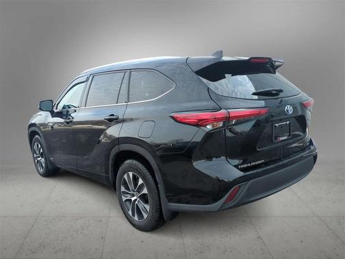 2020 Toyota Highlander Hybrid XLE