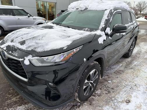2020 Toyota Highlander Hybrid XLE