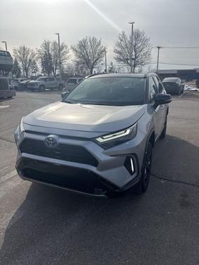 2024 Toyota RAV4 Hybrid SE