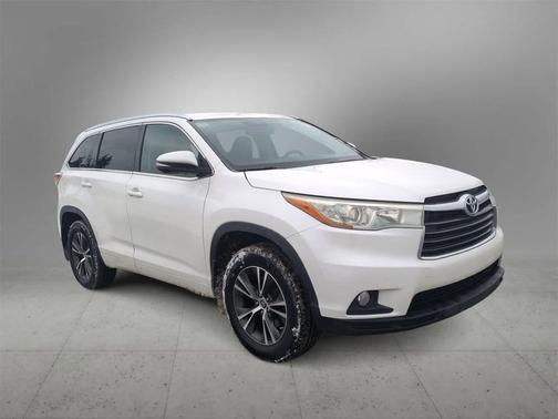 2016 Toyota Highlander XLE