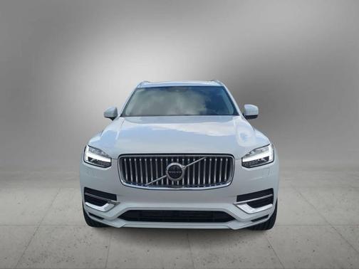 2021 Volvo XC90 Recharge Plug-In Hybrid T8 Inscription Expression 7 Passenger
