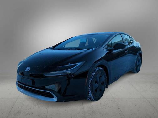 Midnight Black Metallic 2026 Toyota Prius Plug-In Hybrid SE