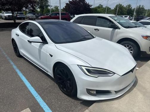 2016 Tesla Model S 75D