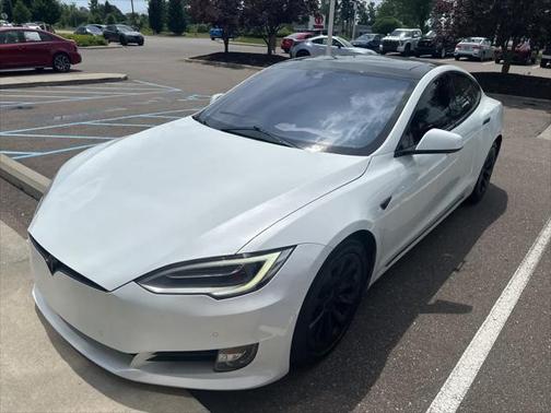 2016 Tesla Model S 75D