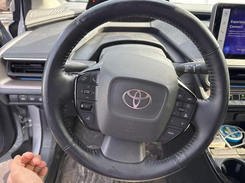 2023 Toyota Prius XLE