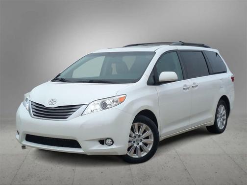 2015 Toyota Sienna XLE Premium