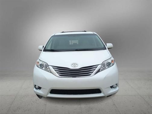 2015 Toyota Sienna XLE Premium