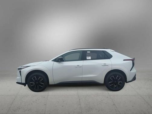 Wind Chill Pearl 2026 Toyota bZ XLE