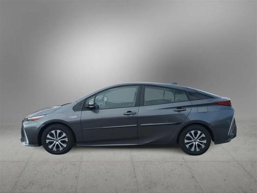 2022 Toyota Prius Prime XLE