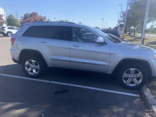 2012 Jeep Grand Cherokee Laredo