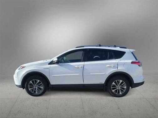 2018 Toyota RAV4 Hybrid XLE