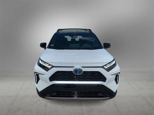 2023 Toyota RAV4 Hybrid SE