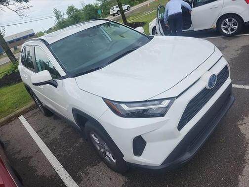 2024 Toyota RAV4 Hybrid XLE