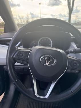 Black Sand Pearl 2022 Toyota Corolla SE