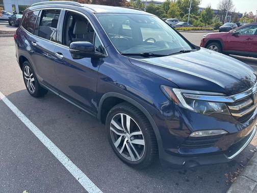 2017 Honda Pilot Touring