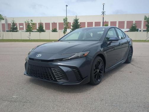 Dark Cosmos 2026 Toyota Camry SE