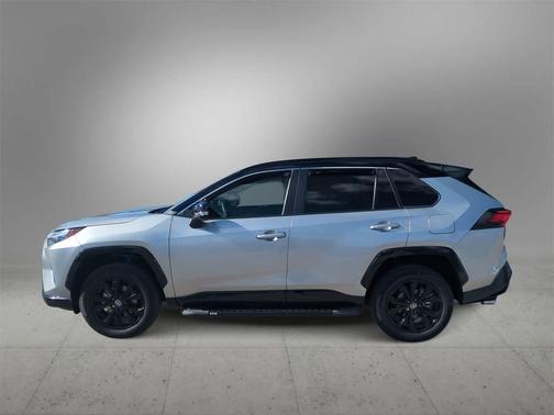 2023 Toyota RAV4 Hybrid SE