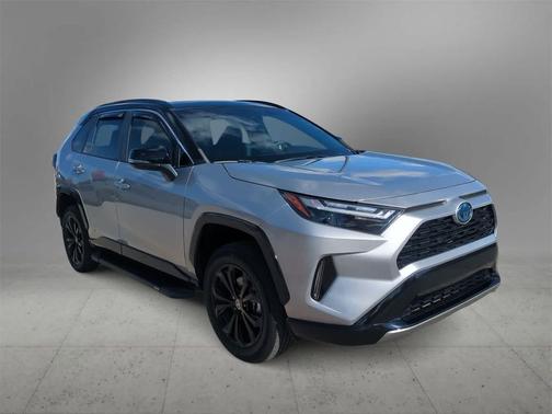 2023 Toyota RAV4 Hybrid SE
