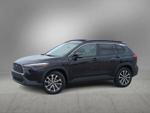 2024 Toyota Corolla Cross XLE
