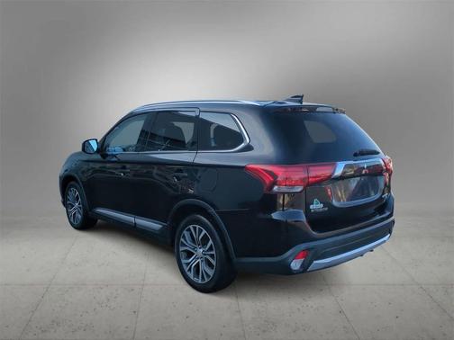 2017 Mitsubishi Outlander SEL