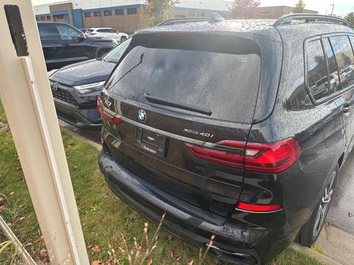 2022 BMW X7 xDrive40i
