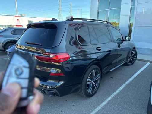 2022 BMW X7 xDrive40i